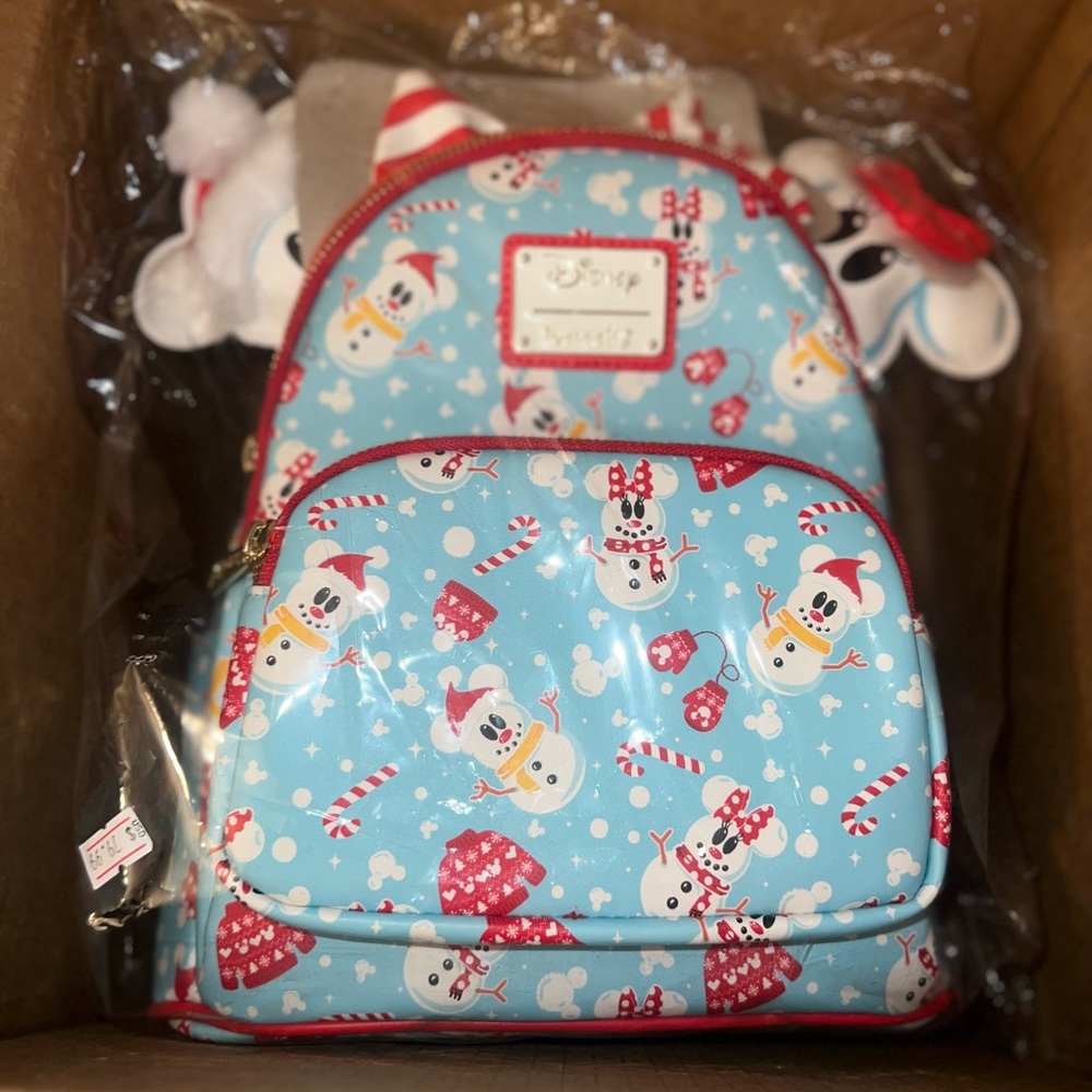 NEW LOUNGEFLY Disney Mickey Minnie Snowman Mini Backpack with Ears.
